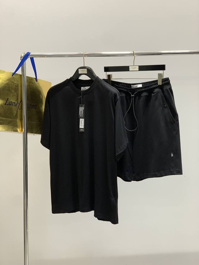 衣服 ，短裤 ，石头岛宽松 纯棉短袖 尺码M-Xxl M