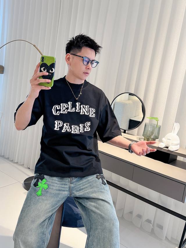 18活动款多让20 赛琳2025新工艺洗春夏新款首发专柜最新款短袖圆领T恤 官网同款 高端订制 设计前卫时尚！品牌Logo重工艺设计 高端定纯棉面料.手感柔软.