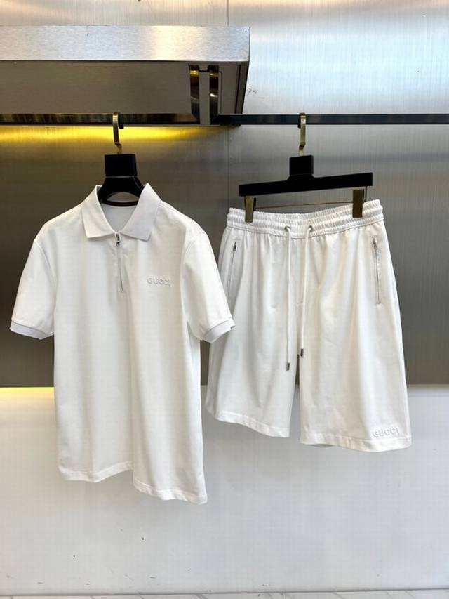 Gucci、25年春夏季新款运动休闲套装，外贸公司订单顶级品质，完胜，意大利客供进口欧棉面料，顺滑细腻，贴身穿着首选，定制螺纹，资深裁缝立体剪裁，工艺做工极其讲