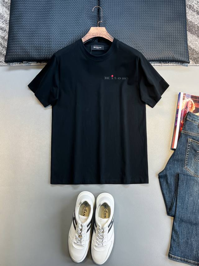 Kiton25Ss春夏新款平纹针织棉布圆领短Tee，男女同款胶印字母标识休闲套头短袖T恤衫！贸易公司渠道稀出，领先官网发售！Kiton新款T恤从面料到设计，都透