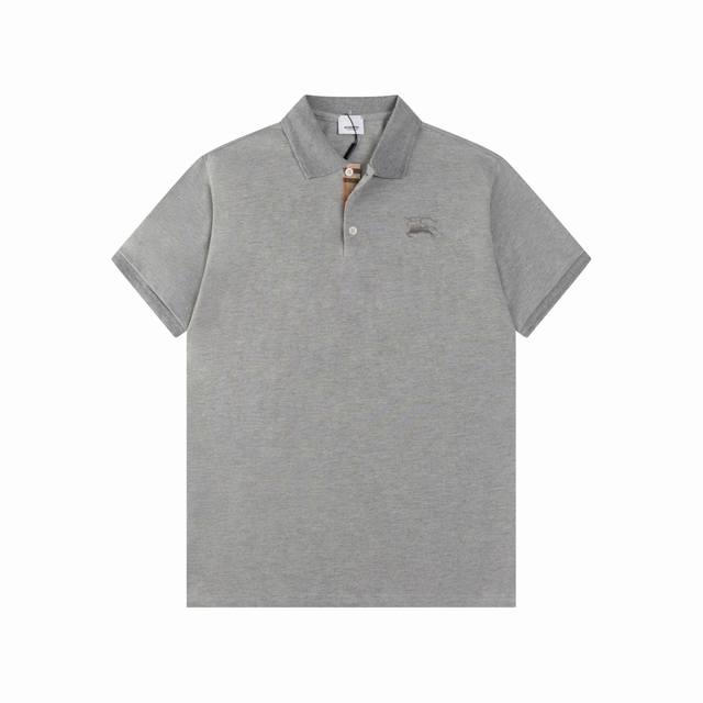 Bbr 巴博利 25Ss新款 经典格纹门襟 战马刺绣 Polo 230克重双纱全棉珠地 颜色：白 黑 宝兰 杏色 浅灰 码数：S M L Xl Xxl