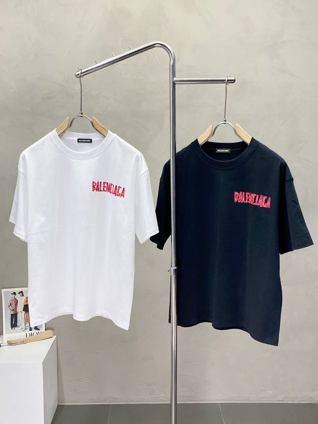Balenciga巴黎世家独家专供新款原单男士休闲短袖 高端定制 高端版本 时尚百搭爆款进口面料 手感超柔软细腻 穿着亲肤舒适 高端精品 代工厂P精细做工 上身