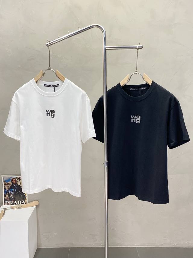 Alexanderwang亚历山大王独家专供新款原单男士休闲短袖 高端定制 高版本 时尚百搭爆款进口面料 手感超柔软细腻 穿着亲肤舒适 高端精品 代工厂P精细做