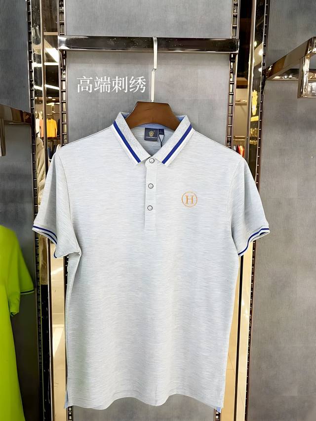 爱马仕 高端刺绣Logo、2025Ss新款时尚翻领短袖Polot恤、原版复刻、客供原版进口丝光棉面料、原版复刻经典品牌Logo、剪裁完美、做工精致、必入单品首选