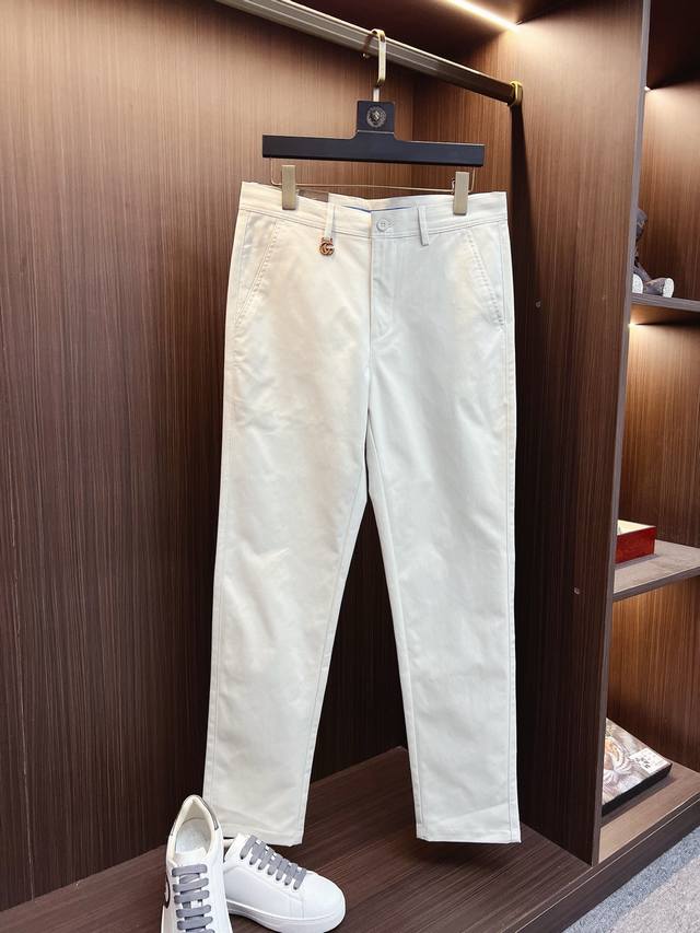 Gucci 古奇 新款来袭 2025春夏新款新品 专柜有售 实体店极品休闲裤专柜原版1:1好货，适合各个年龄段。市场最高版本的欧洲进口面料。舒适柔软亲肤，上身效
