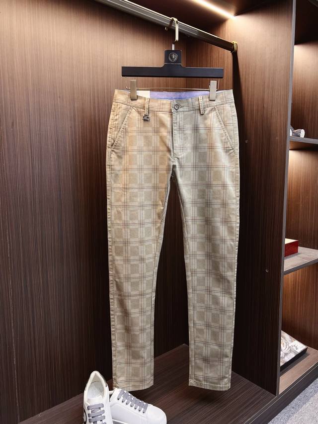 Burberry 巴宝莉 新款来袭 2025春夏新款新品 专柜有售 实体店极品休闲裤专柜原版1:1好货，适合各个年龄段。市场最高版本的欧洲进口面料。舒适柔软亲肤