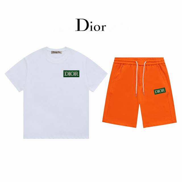 高品质套装 Dior迪奥 2025新款夏季休闲套装，细节精致高级，高级感满满。定制高端液氨棉面料，上身挺括有型，舒适不紧绷。干净利落的剪裁都市风十足，穿上心情就