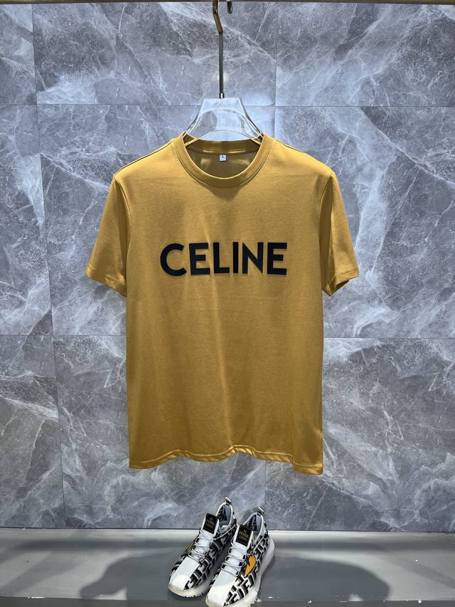 Celine赛琳 2025春夏最新款时尚圆领短袖T恤，丝光棉面料，上身凉爽，贴肤舒适，吸汗透气，耐看又好穿，Logo徽章定位印花，原厂工艺一丝不苟，型男必备单品
