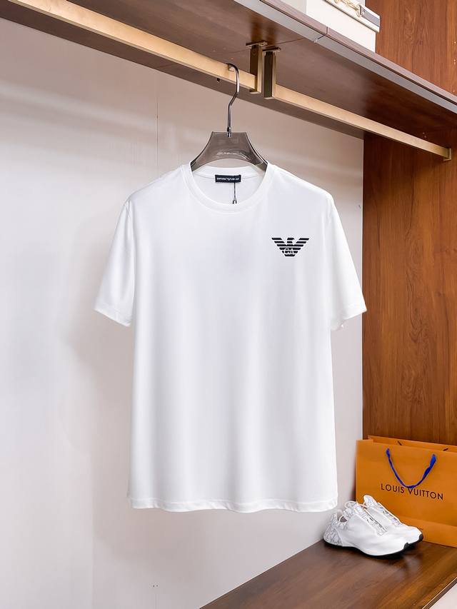 Armani阿玛尼 2025Ss春夏最新款短袖T恤出货啦！！ 2025新款T恤 高端货专用面料 高克重丝光面料 上身舒适不失挺阔 针脚紧密 重工工艺 男女同款