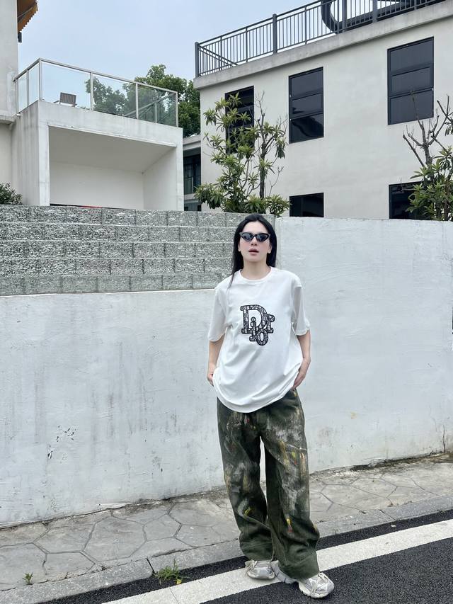 2025早秋Di*R Obl*Que立体字母标识短袖T恤 简约而不失精炼风范的Os短T.Oblique经典元素缔造现代奢感潮流造型. 客供Pima针织棉面料,运