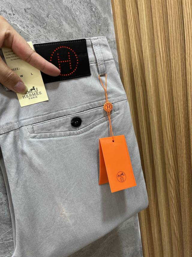 Hermes 爱马仕 2025春夏新品 三标齐全 西裤 休闲裤 好货不用过多介绍 看细节 专柜码数：29-36 175 140上身32码