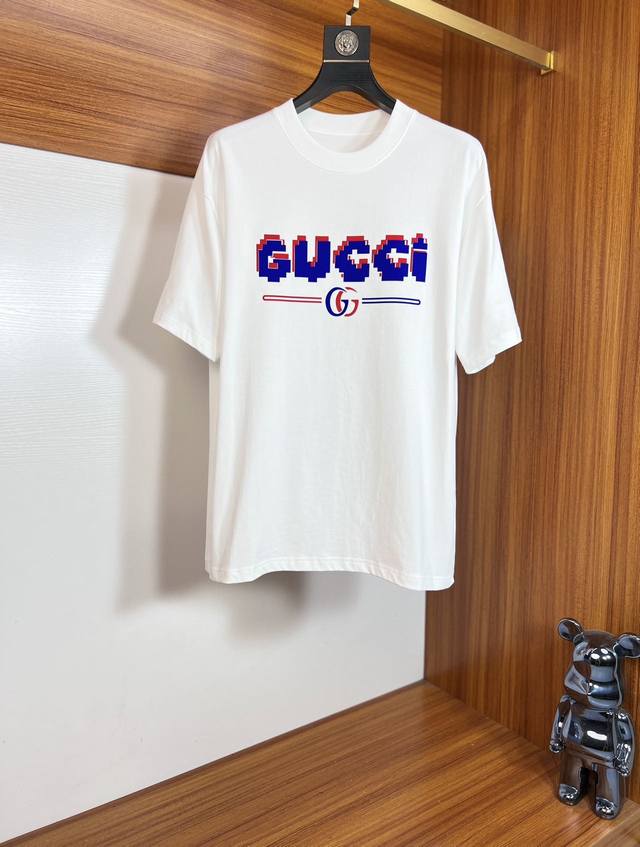 Gucci 古奇 2025年春夏新品上新 三标齐全 圆领短袖T恤 好货不用过多介绍 看细节 专柜码数：M-Xxxl 175 140建议L