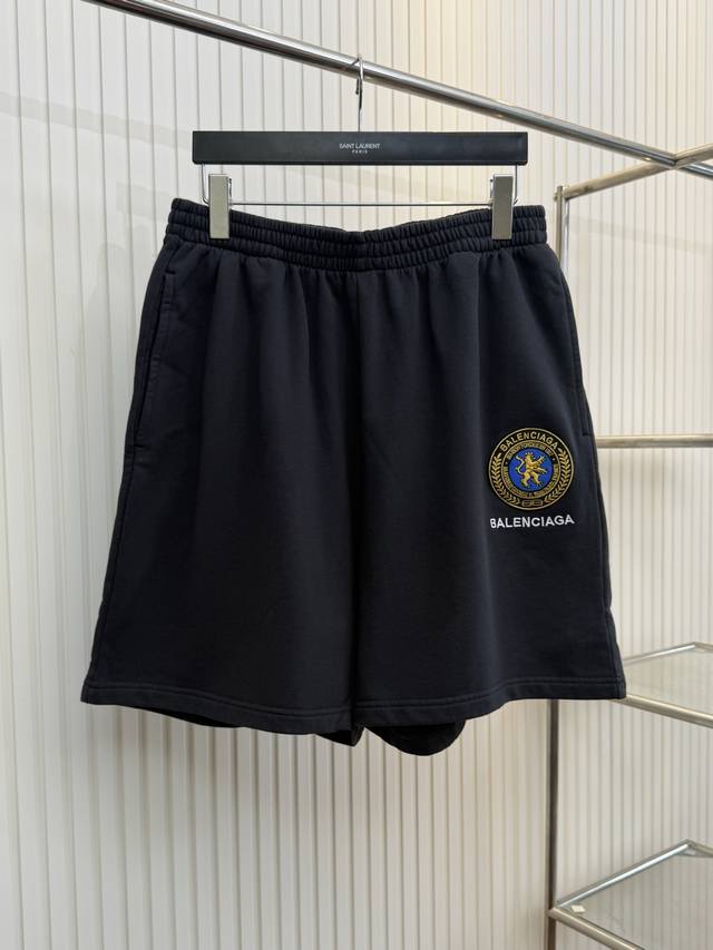 Bal 巴黎 25Ss 曼联联名刺绣章仔洗水造旧短裤 Size：S M L Xl