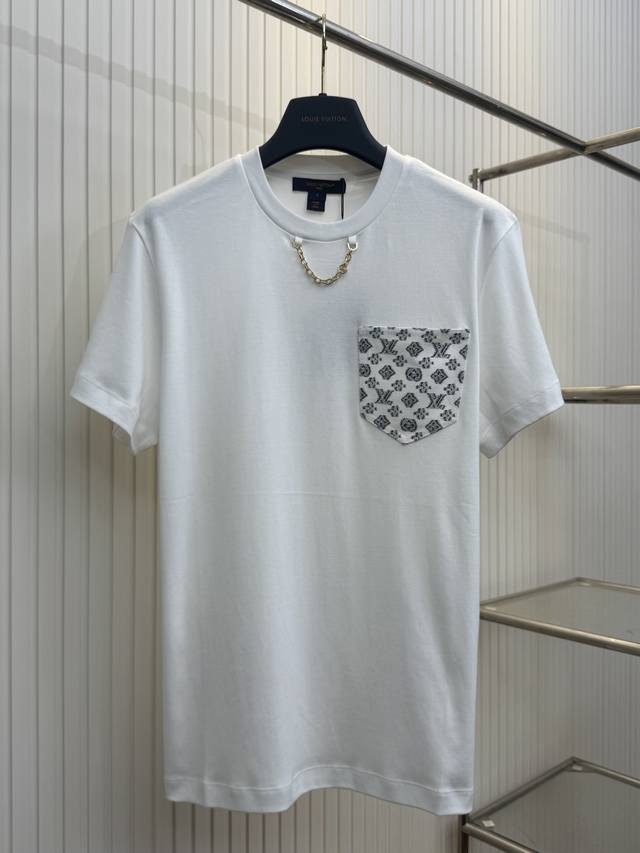 Lv 路易 经典老花牛仔口袋装饰短袖T恤 Size：S M L