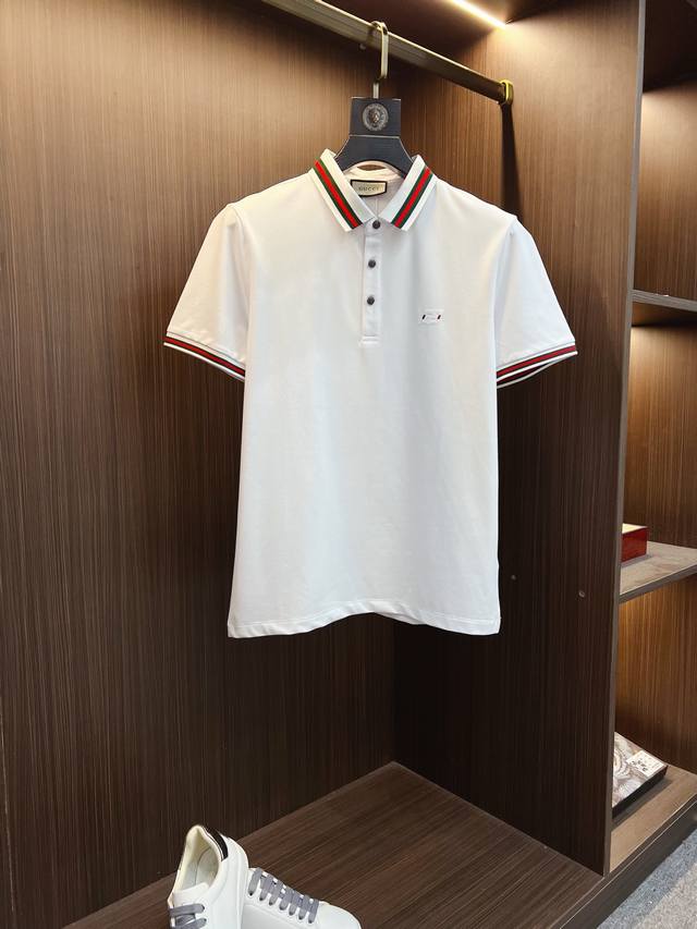 Gucci 古奇 高端刺绣Logo、2025Ss新款时尚翻领短袖Polot恤、原版复刻、客供原版进口丝光棉面料、原版复刻经典品牌Logo、剪裁完美、做工精致、必