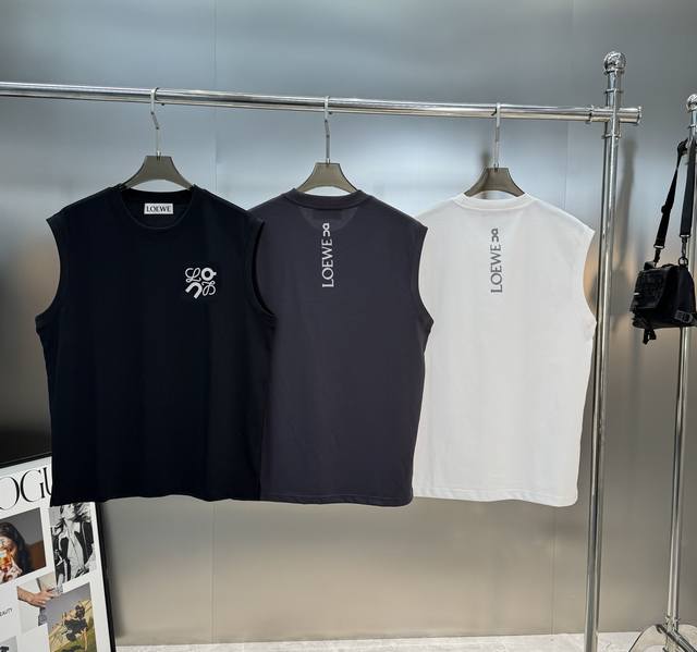 Loewe*罗意威新款背心来了～联名款昂跑.25S夏季必备单品！男女同款！限量级高奢搭配.领前简单干净整洁图形烫画设计！原版五金立体有型.质感满满～选用优质24