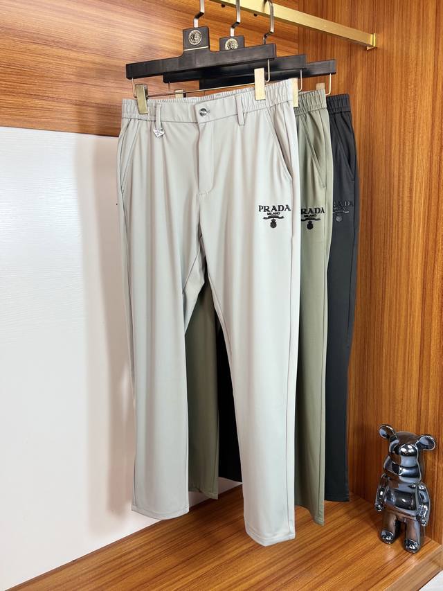 Prada 普拉达 2025春夏新品 三标齐全 西裤 休闲裤 好货不用过多介绍 看细节 专柜码数：29-36 175 140上身32码
