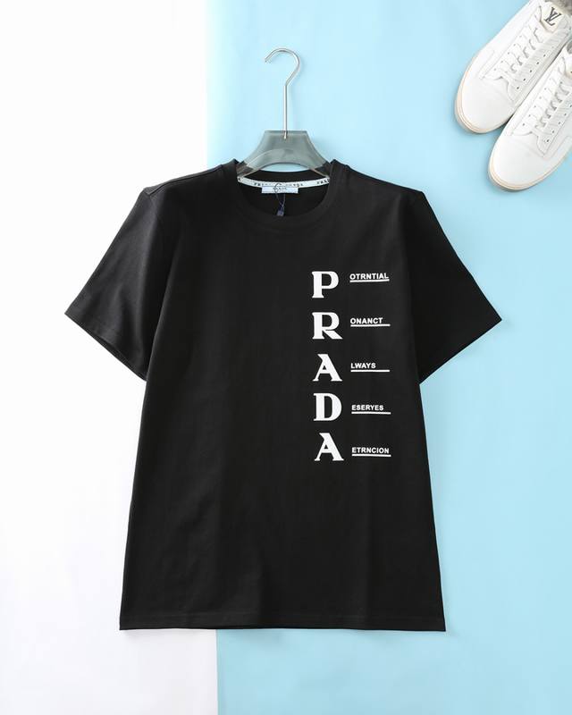 Pa*拉 25Ss夏季新款平纹针织棉布圆领短Tee，男士经典字母胶印标识时尚休闲短袖T恤衫！贸易公司渠道稀出，面料采用的是客供定制平纹针织棉布，不仅触感柔软，而