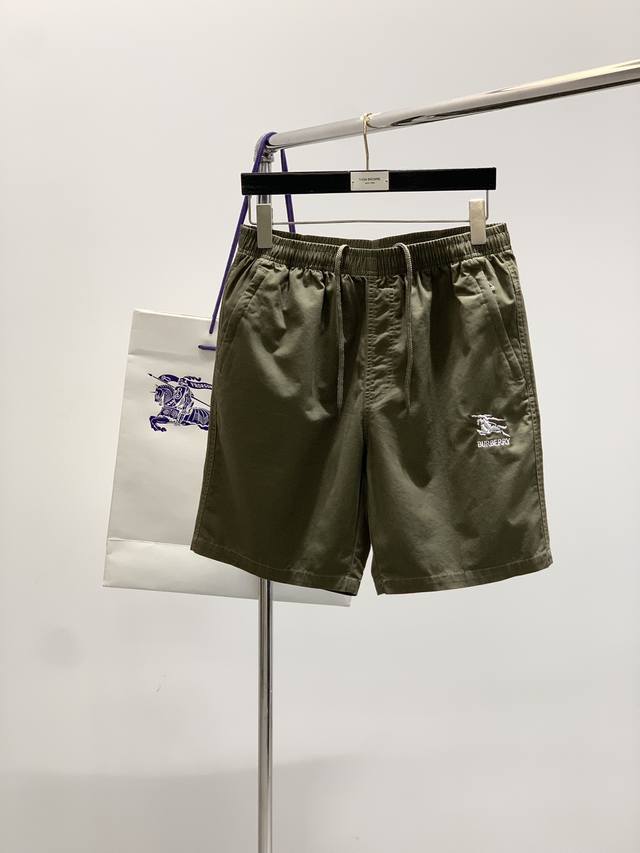 Burberry 巴宝莉，2025夏季最新品，专柜同步有售，原单狠货，时尚休闲短裤，进口原版面料，上身舒适透气，顶级刺绣工艺字母图案Logo，原版五金辅料装饰，