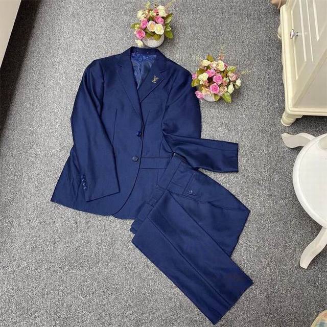 商务首选！业务洽谈、应聘必备正装！婚庆礼服！店主力荐！主推爆款！ 路易威登 Lv 原单高端西装套装 官网同款 西服一整套 发布会走秀新款 市场最高版本，世界顶尖