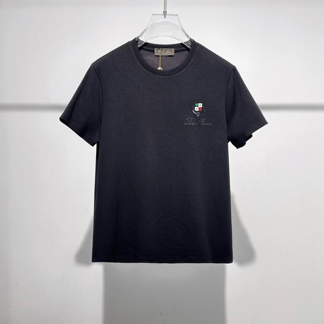 Lp# 2025春夏新款首发专柜最新款短袖圆领T恤 高端订制 设计前卫时尚！品牌Logo重工艺设计 高端定制 手感柔软.穿着舒适.专柜级别精致车线.做工精细.上