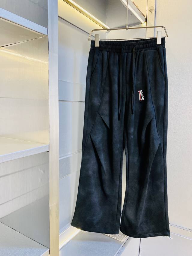 官网原单货 可穿210斤巴黎世家Balenciaga 简约时尚 夏季夏款休闲裤卫裤松紧裤直筒裤长裤运动裤阔腿裤身穿着非常舒适 低调不失奢华 穿出去非常有档次,裤