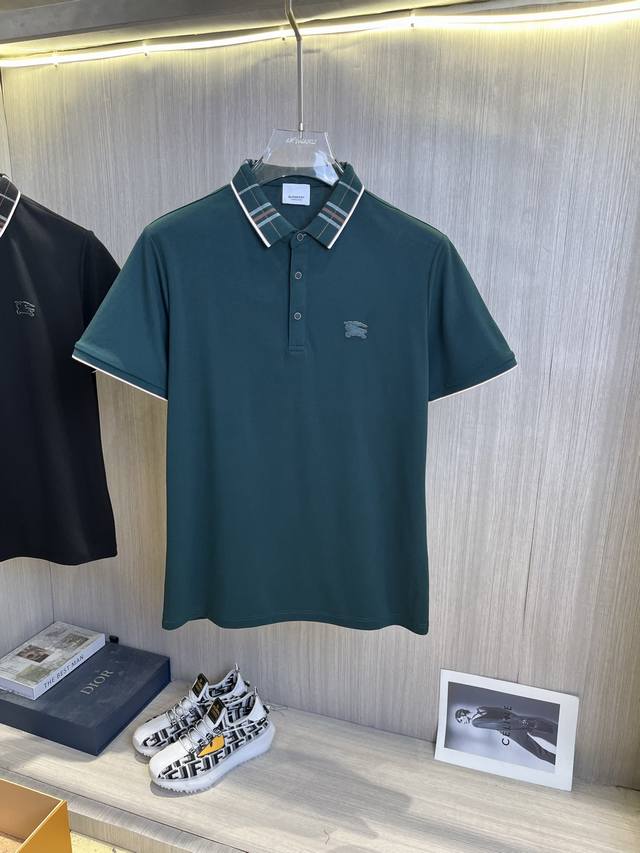 Burberry巴宝莉 2025春夏最新款翻领时尚短袖T恤，高级定制面料！贴肤舒适，丝滑透气，耐看又好穿，原厂工艺一丝不苟，型男必备单品，尺码：M-3Xl