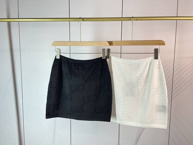 特价款 Balenciaga巴黎世家女士镂空Allover Logo提花针织包臀裙Sml现货供应
