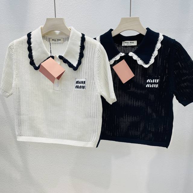 Miumiu新款蓝白拼色娃娃领短袖针织上衣2色三码Sml现货供应