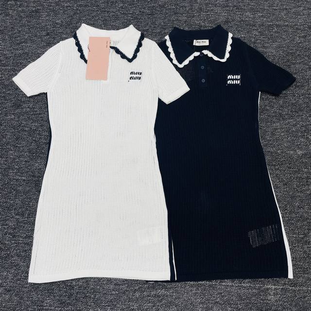 Miumiu新款蓝白拼色娃娃领短袖针织连衣裙2色三码Sml现货供应