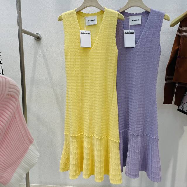 Jil Sander 新品 女士V领无袖连衣裙2色三码Sml现货供应