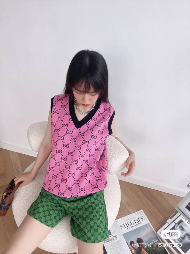 Gucci 老花马甲冰丝面料 需要更高品质的联系客服