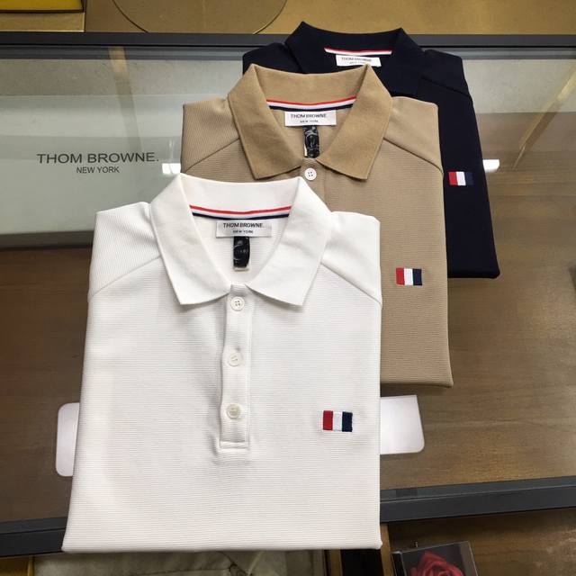 新品Polo T.B 25春夏 Ss 四条纹T*B 三色标识限定版经典系列Polo 定制原版梯级面料，洗水定型，Thom立体三色条纹精密绣花工艺经典四道杠织带装