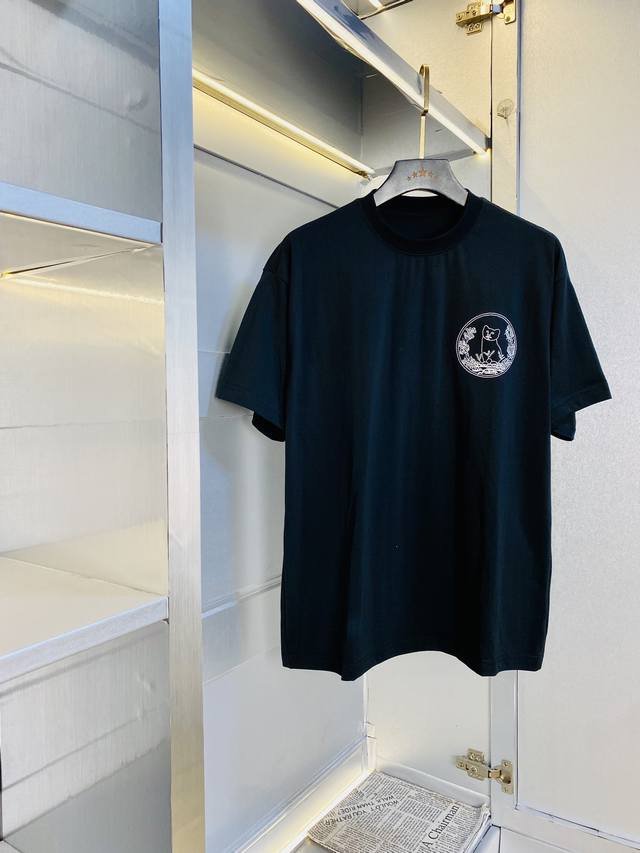 可穿230斤 迪奥Dior 原单品质 2025最新款 男装短袖T恤 高级印花做工！精选专柜订制纯棉进口面料 所有细节做工完美1比1复刻 还原正品百分百 原版五金