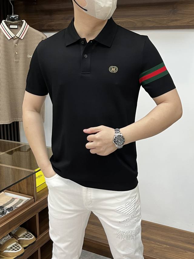 Gucci 古琦-2540Ss夏季新款 专柜时尚大爆款翻领T恤，休闲时尚外穿 内搭必备款，舒适好看上身可见 定制进口高端丝光面料，手感细腻丝滑有质感，上身舒适透