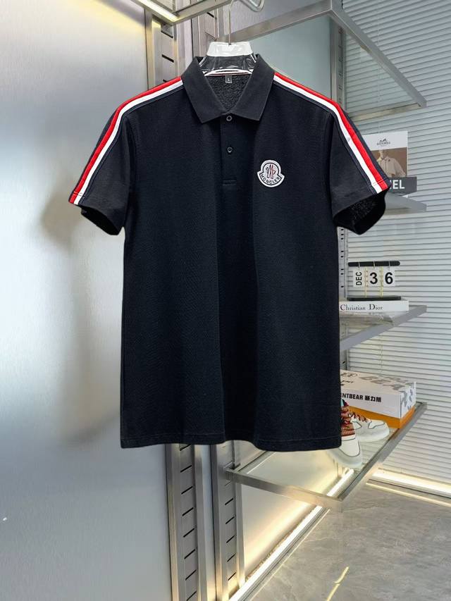 蒙口 高端商务 白领 单位人士必入单品！ 无痕压胶冰丝休闲商务短袖Polo，科技面料，冰丝无痕，体感非常棒，手感顺滑质感很棒！弹性好，无任何束缚感，面料自带透气