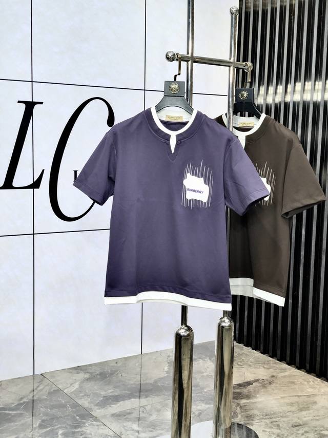 巴宝莉。2025春夏新品时尚圆领短袖高级定制百搭款式！更有实用感 任何人都可以轻松驾驭 采用莫代尔氨纶面料制作，奢华经典品牌Logo设计，H非常显档次懂货的必须