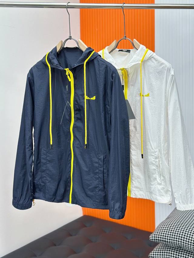 Fen*I 芬迪 2025春夏新款防晒服夹克外套，意大利原厂订单，Fd家族人气单品，代表性十足，规格感十足的精品，所有Fd粉丝都值得抢购的精品！纯正意代渠道订单