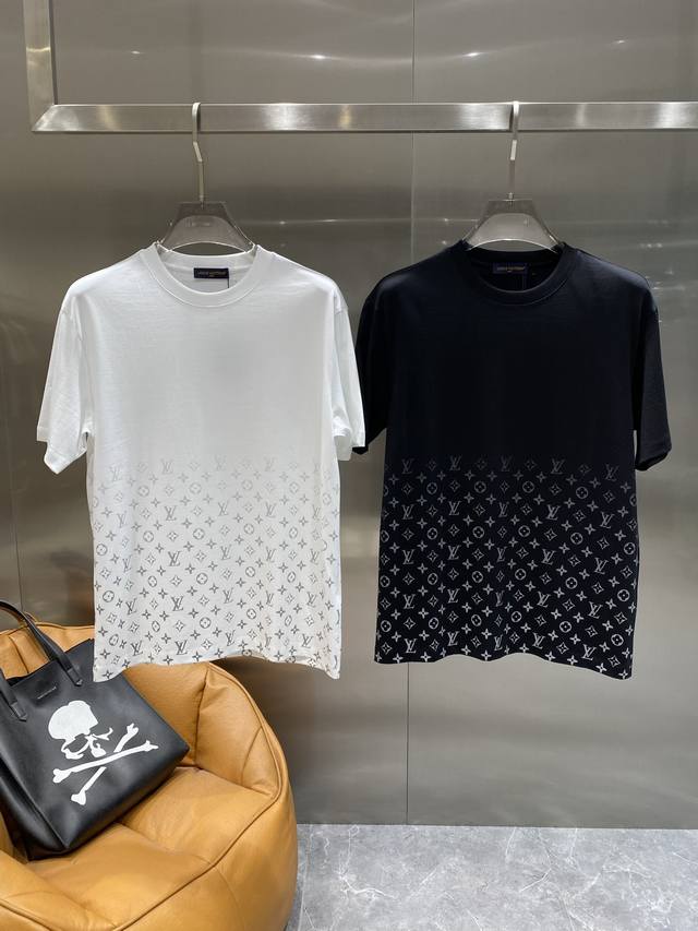 驴家 Lv 渐变老花短袖 高级松弛经典渐变老花图案自带低调奢华感，版型是微宽松设计，M-3Xl隔天