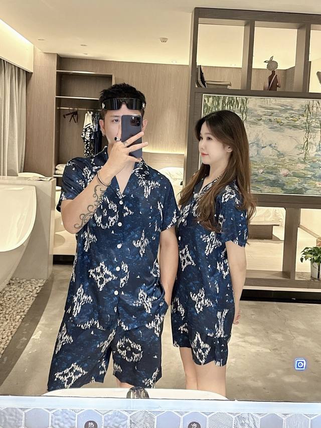 2025 L家 家居服 高定韩国丝面料亲肤轻柔舒适 情侣款 M～Xxxl