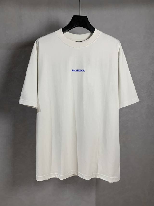 高品质 Balenciga 巴黎世家 前后刺绣字母圆领短袖T恤 采用纯棉柔软面料，采用磨破工艺0对色定染面料，采用绣花工艺 潮流感十足，定染纯棉面料，Os版型，