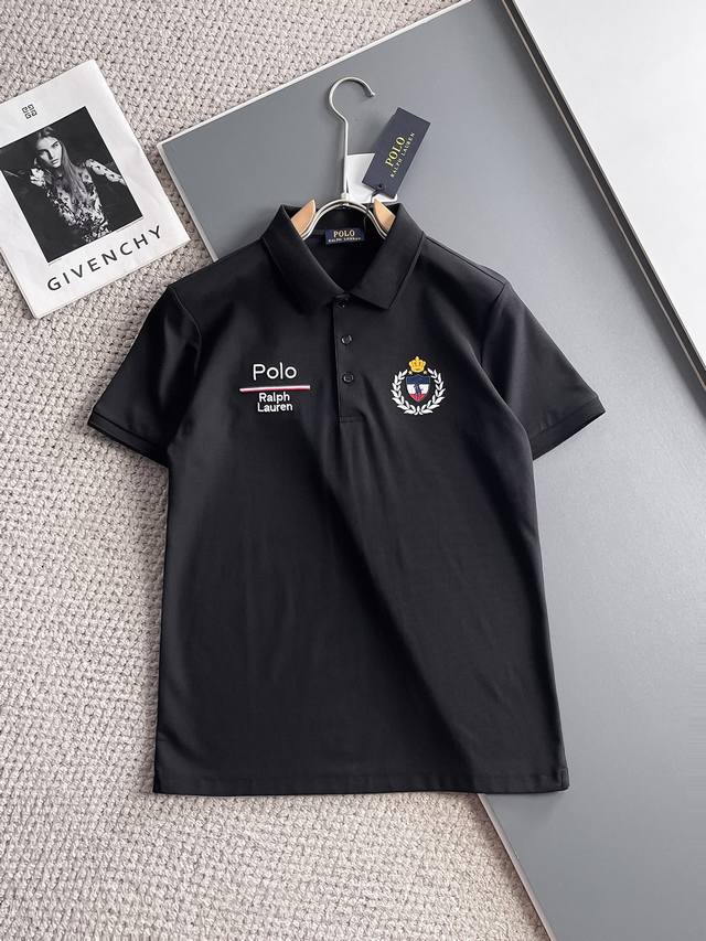 Polo 2025Ss夏季新款字母Logo男士翻领Polo衫！经典商务男款，高端男装的天花板级别的商务男款！简约时尚大气不失优雅，单穿内搭体面过人，品质控 细节