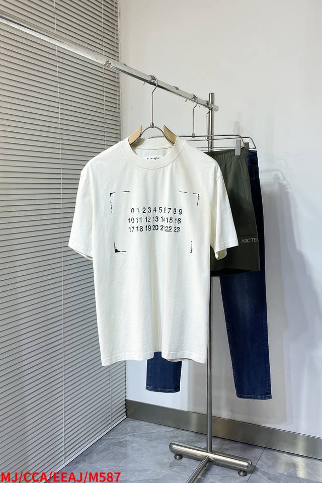 M587 Mj马吉拉 Maison Margiel 2025春夏新款男女同款短袖，同步发售！定制专属洗水纯棉面料，胸前Logo图案印花设计！简约大方，从容百搭，