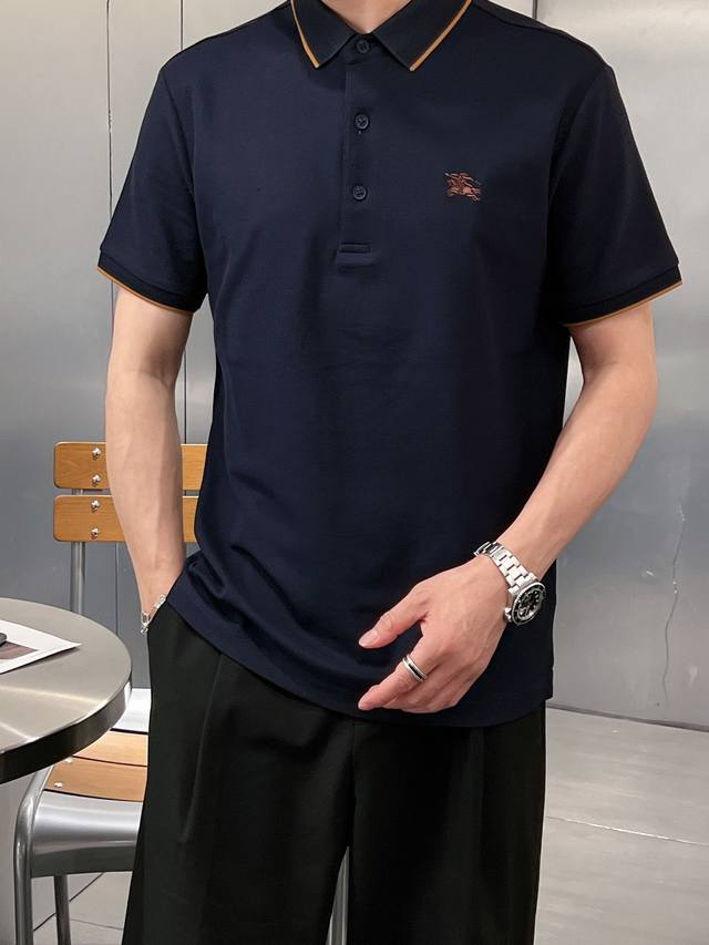 巴宝莉 2025Ss夏季新款字母Logo男士翻领Polo衫！经典商务男款，高端男装的天花板级别的商务男款！简约时尚大气不失优雅，单穿内搭体面过人，品质控 细节控
