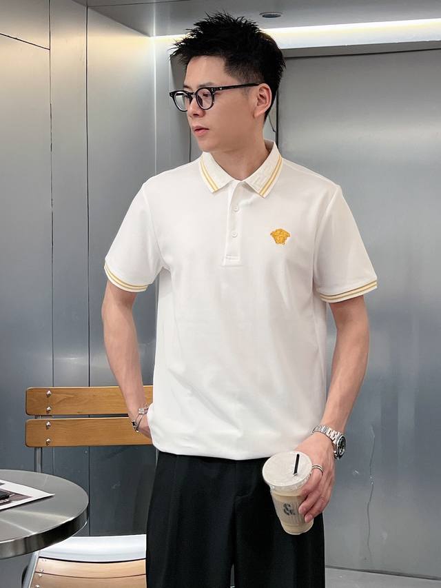 范思哲 2025Ss夏季新款字母Logo男士翻领Polo衫！经典商务男款，高端男装的天花板级别的商务男款！简约时尚大气不失优雅，单穿内搭体面过人，品质控 细节控