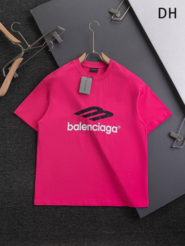 Balenciaga 巴黎世家 微宽版型S-Xl 25Ss巴黎走秀热卖款 30M 大M标字母印花Logo短袖T恤复古味十足 巴黎每次的新品都必然推起一波时尚浪潮