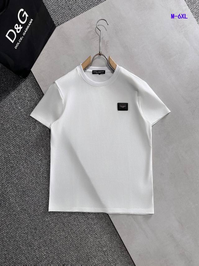 Dg杜嘉班纳 胖哥福音 M-6Xl 最大穿240斤 重磅推荐！ 2025春夏专柜最新款短袖圆领T恤 高端订制 潮男必备 设计前卫！经典品牌Logo点缀重工设计