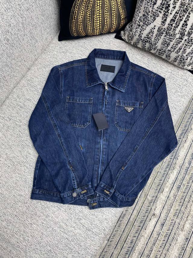 普拉达 25Ss新款水洗效果休闲拉链长袖牛仔外套 男款 蓝色 S.M.L.Xl.