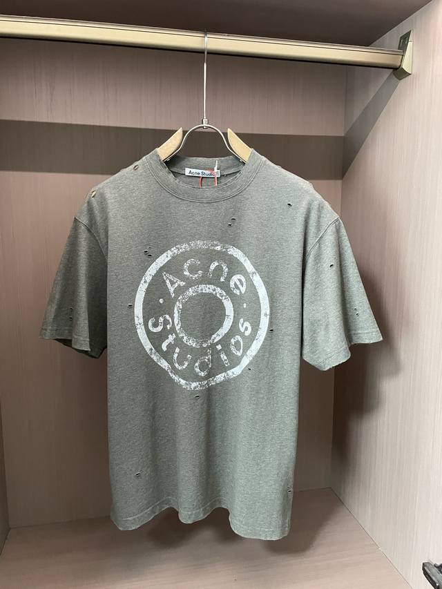 Acne 2025春夏新款首发专柜最新款短袖圆领T恤 高端订制 设计前卫时尚！品牌Logo重工艺设计 高端定制面料.手感柔软.穿着舒适.专柜级别精致车线.做工精