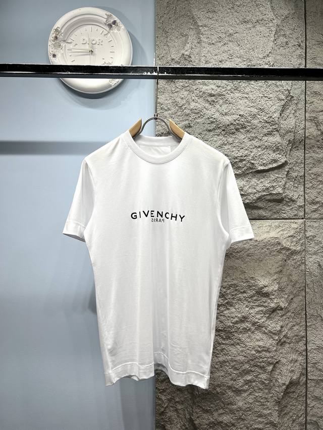 Gvc 纪*希 2025Ss最新款原版购入复刻款 贸易公司渠道稀出，同步官网发售！印花字母短袖T恤采用210克双丝光纯棉面料、面料经过两次丝光处理，布面纹路清晰